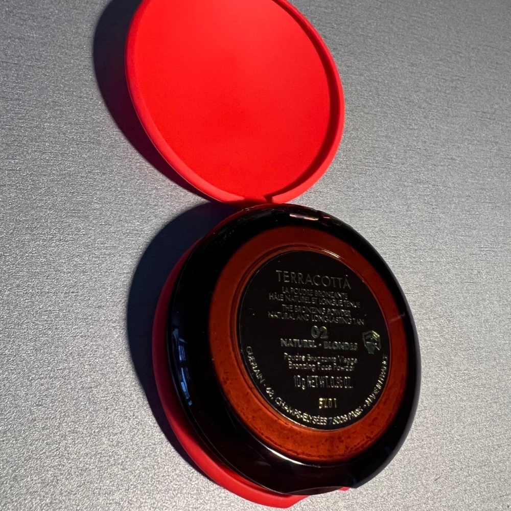 GUERLAIN Terracotta Sunkissed Natural Bronzer Powder 02 Naturel - Blondes